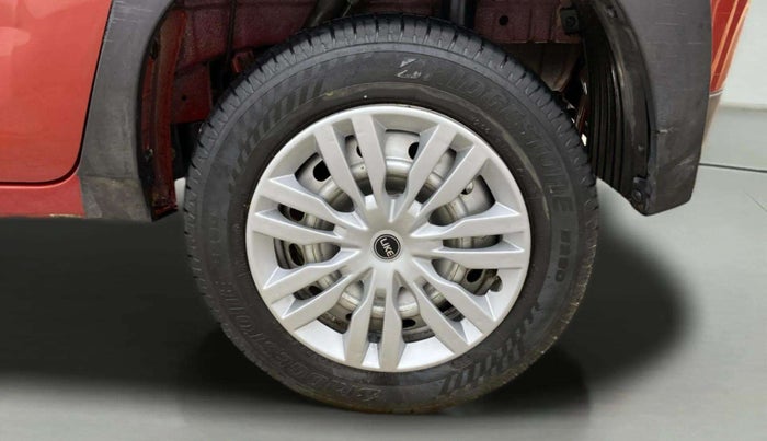 2017 Mahindra KUV 100 NXT K2 P 6 STR, Petrol, Manual, 49,740 km, Left Rear Wheel