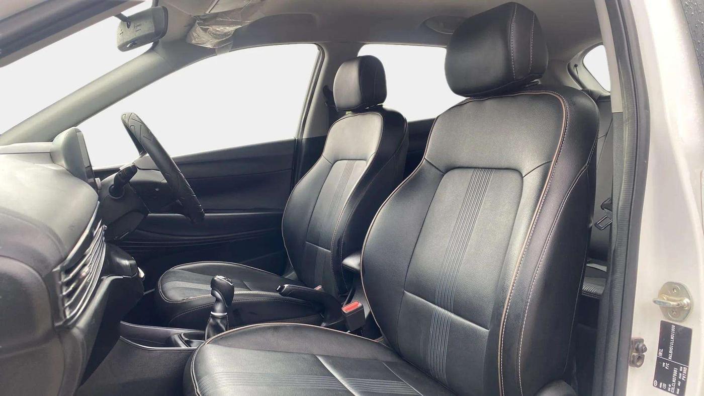 2020 Hyundai NEW I20 SPORTZ 1.0T GDI IMT, Petrol, Manual, 67,402 km, Right Side Front Door Cabin