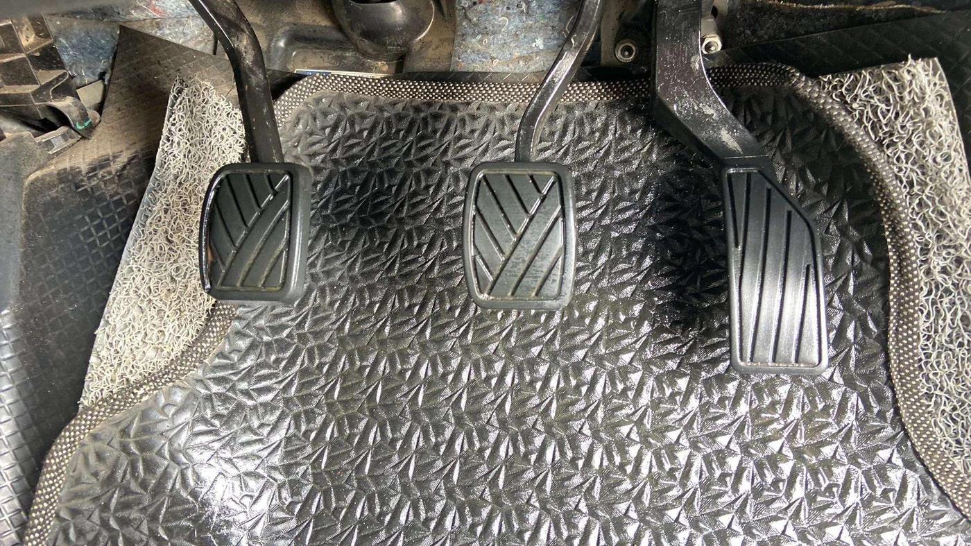 2018 Maruti S Cross ZETA 1.3, Diesel, Manual, 84,493 km, Pedals