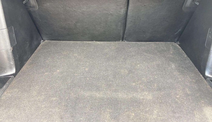 2018 Maruti S Cross ZETA 1.3, Diesel, Manual, 84,493 km, Boot Inside