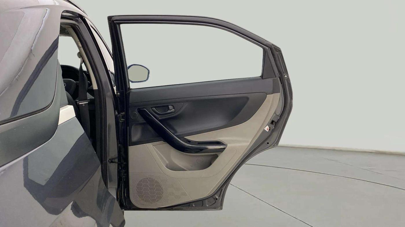 2019 Tata NEXON XMA PETROL, Petrol, Automatic, 64,508 km, RHS Rear Door