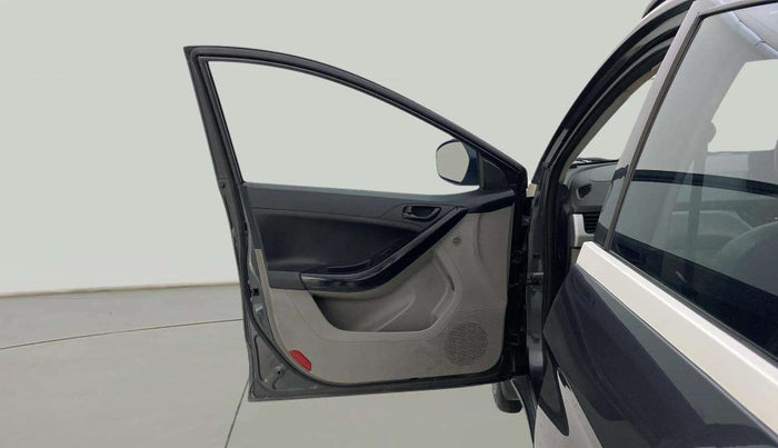 2019 Tata NEXON XMA PETROL, Petrol, Automatic, 64,863 km, LHS Front Door