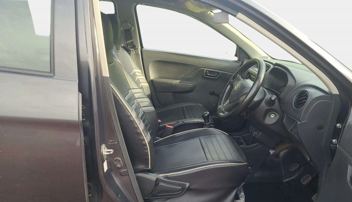 2022 Maruti Alto K10 LXI, Petrol, Manual, 43,734 km, Right Side Front Door Cabin