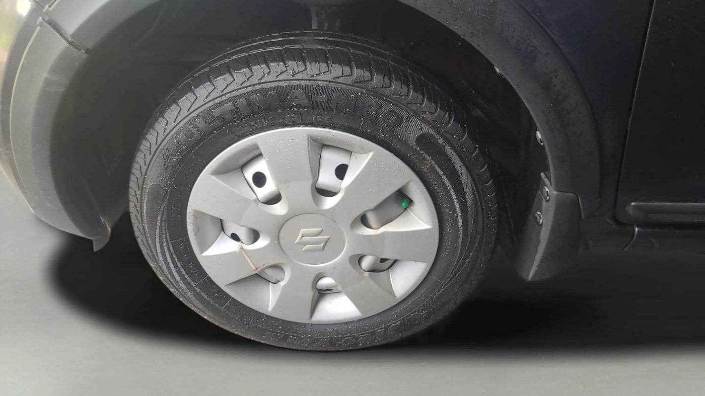 2022 Maruti Alto K10 LXI, Petrol, Manual, 43,734 km, Left Front Wheel