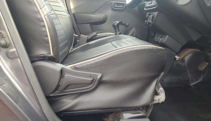 2022 Maruti Alto K10 LXI, Petrol, Manual, 43,734 km, Driver Side Adjustment Panel