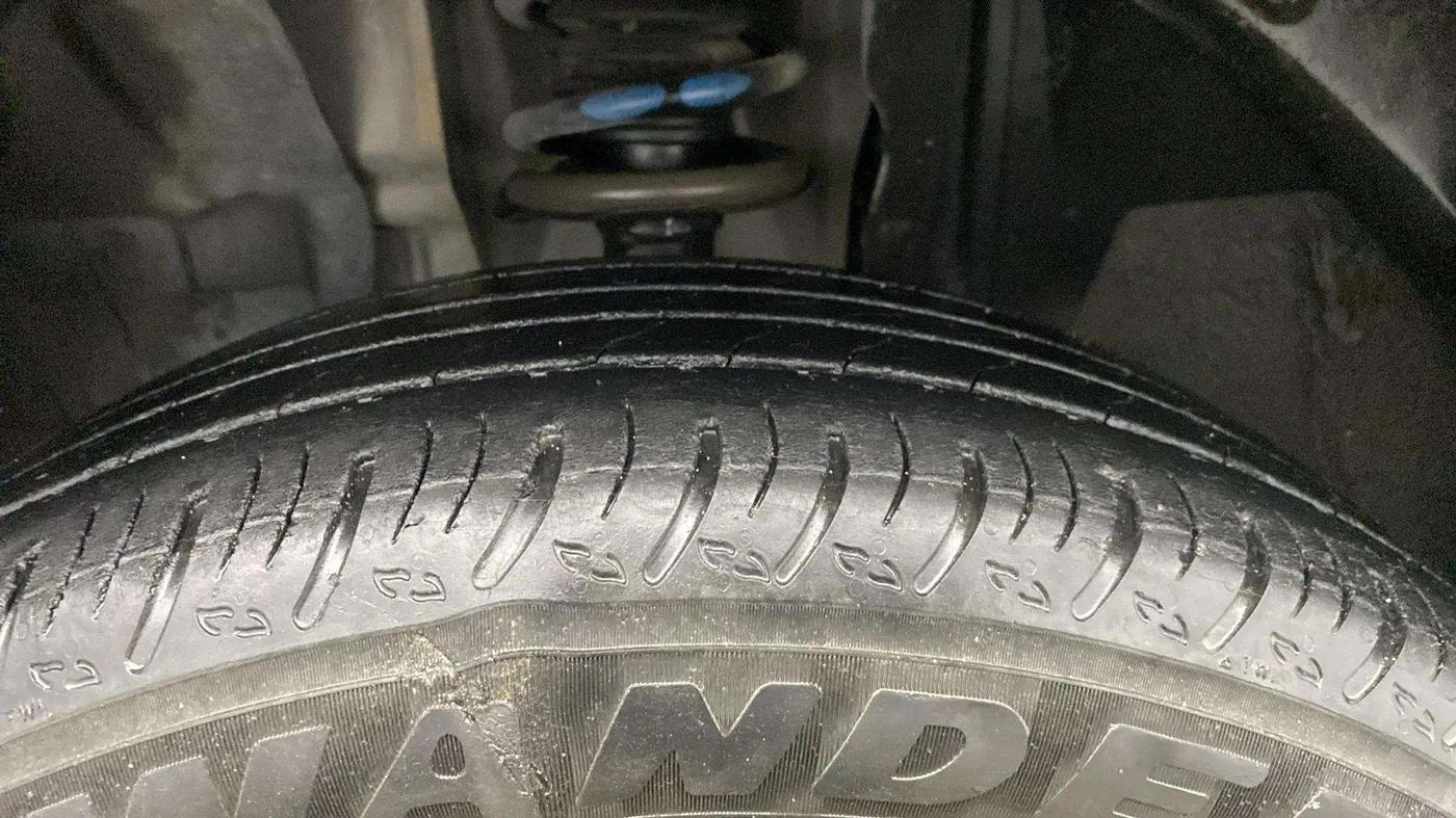 2021 Renault Kiger RXL MT, Petrol, Manual, 20,268 km, Left Front Tyre Tread