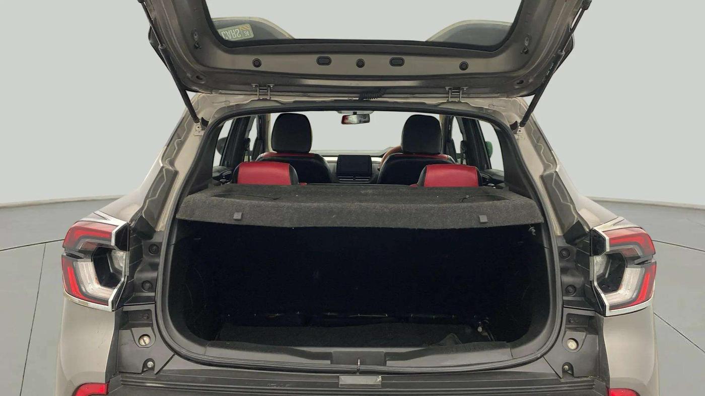 2021 Renault Kiger RXL MT, Petrol, Manual, 20,268 km, Boot Open Zoomed View