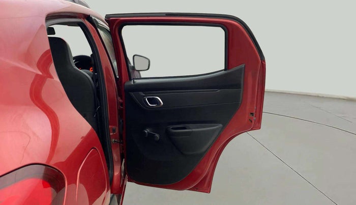 2018 Renault Kwid RXT 1.0, Petrol, Manual, 47,706 km, RHS Rear Door
