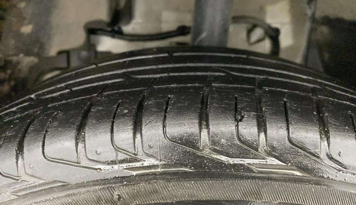 2024 Tata NEXON PURE 1.2 PETROL, Petrol, Manual, 31,225 km, Left Front Tyre Tread