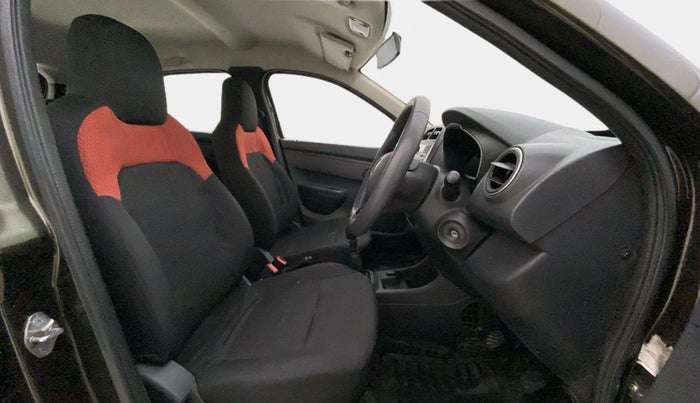 2016 Renault Kwid RXL, Petrol, Manual, 62,434 km, Right Side Front Door Cabin