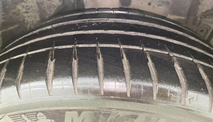 2018 Ford Ecosport TITANIUM + 1.5L PETROL AT, Petrol, Automatic, 39,200 km, Right Front Tyre Tread