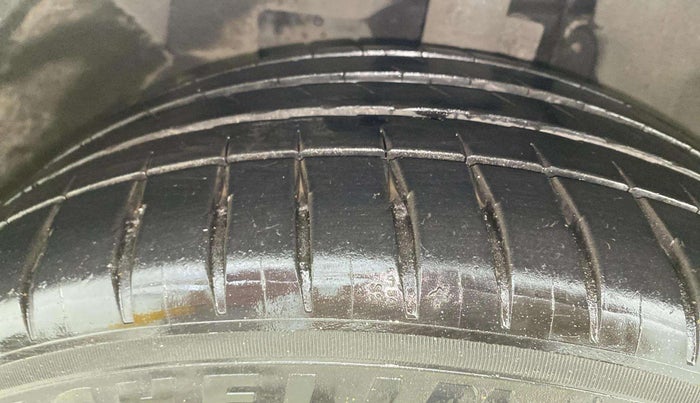 2018 Ford Ecosport TITANIUM + 1.5L PETROL AT, Petrol, Automatic, 39,200 km, Left Front Tyre Tread