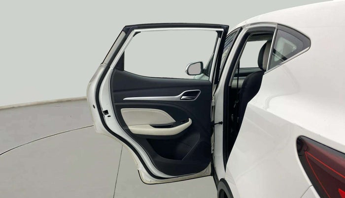 2022 MG ASTOR STYLE 1.5 MT, Petrol, Manual, 13,021 km, LHS Rear Door