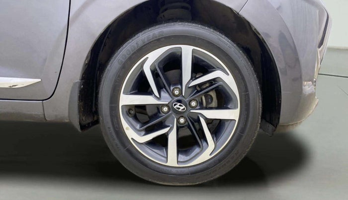 2022 Hyundai GRAND I10 NIOS ASTA AMT 1.2 KAPPA VTVT, Petrol, Automatic, 34,018 km, Right Front Wheel
