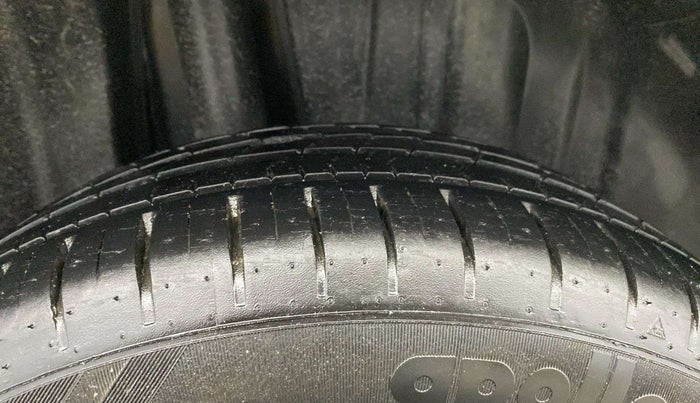 2023 Maruti Baleno ALPHA PETROL 1.2, Petrol, Manual, 14,375 km, Right Rear Tyre Tread