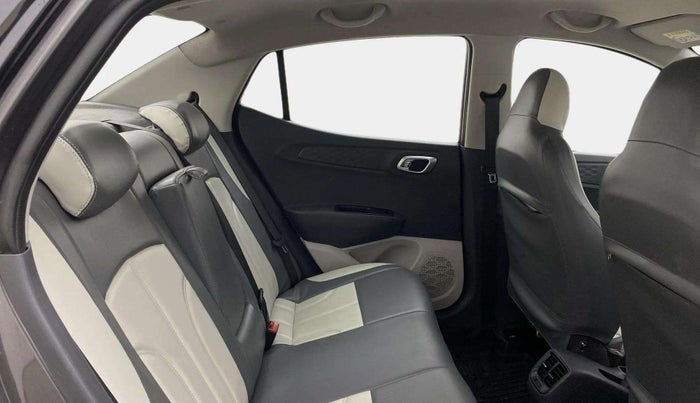 2023 Hyundai AURA SX 1.2 CNG, CNG, Manual, 56,276 km, Right Side Rear Door Cabin