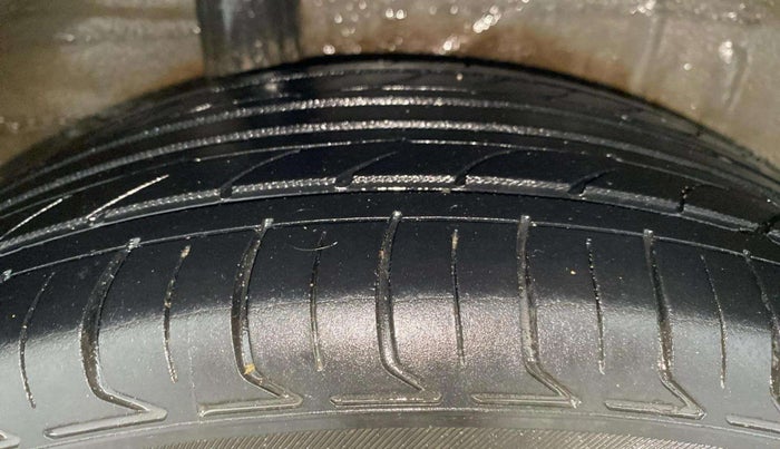 2021 Honda Amaze 1.2L I-VTEC VX CVT, Petrol, Automatic, 62,182 km, Right Rear Tyre Tread