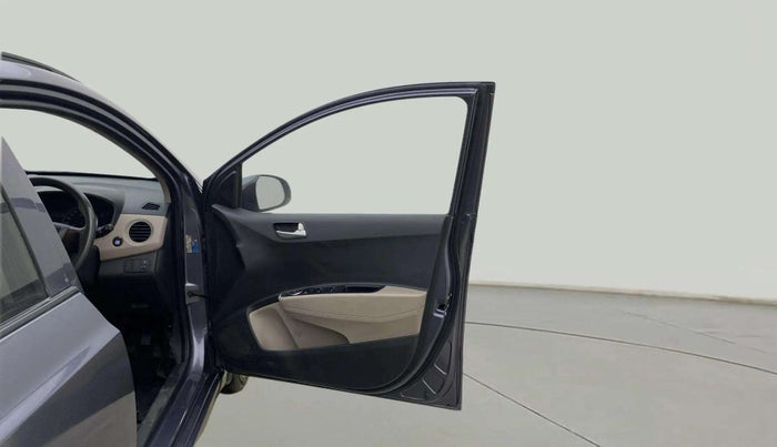 2014 Hyundai Grand i10 SPORTZ 1.2 KAPPA VTVT, Petrol, Manual, 1,00,455 km, RHS Front Door