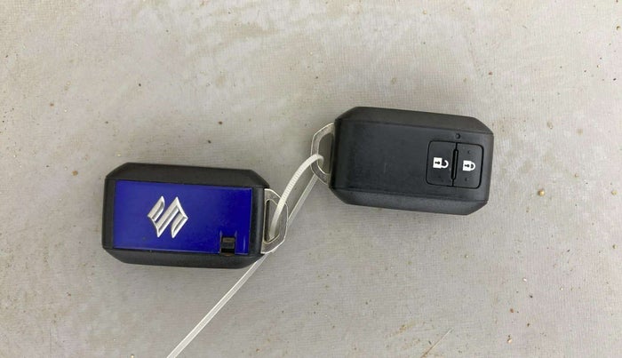 2020 Maruti Swift ZXI PLUS, Petrol, Manual, 33,941 km, Key Close Up