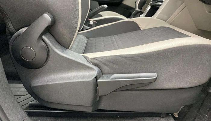 2022 Volkswagen TAIGUN GT PLUS 1.5 TSI DSG, Petrol, Automatic, 33,831 km, Driver Side Adjustment Panel