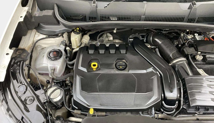 2022 Volkswagen TAIGUN GT PLUS 1.5 TSI DSG, Petrol, Automatic, 33,831 km, Engine View - Right