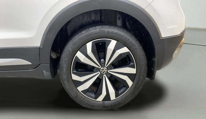 2022 Volkswagen TAIGUN GT PLUS 1.5 TSI DSG, Petrol, Automatic, 33,831 km, Left Rear Wheel