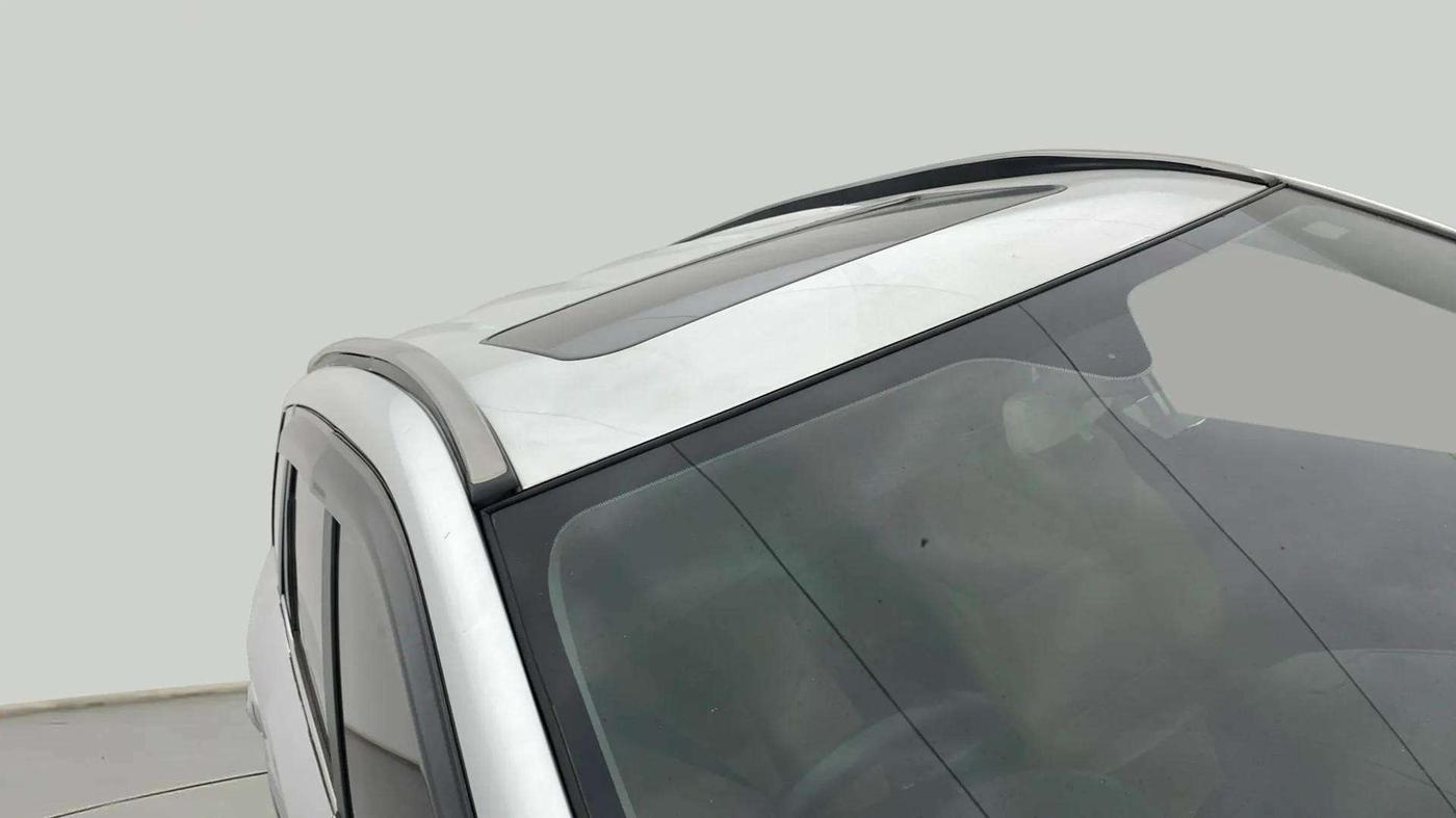 2021 Mahindra XUV500 W11 AT, Diesel, Automatic, 97,355 km, Roof