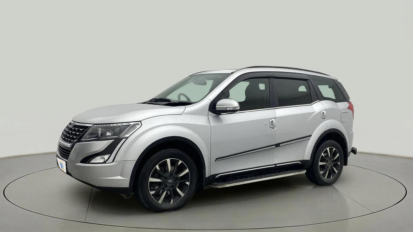 2021 Mahindra XUV500 W11 AT, Diesel, Automatic, 97,355 km, Left Front Diagonal