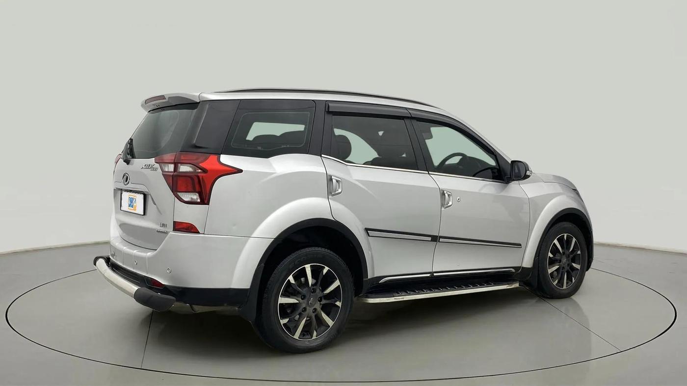 2021 Mahindra XUV500 W11 AT, Diesel, Automatic, 97,355 km, Right Back Diagonal