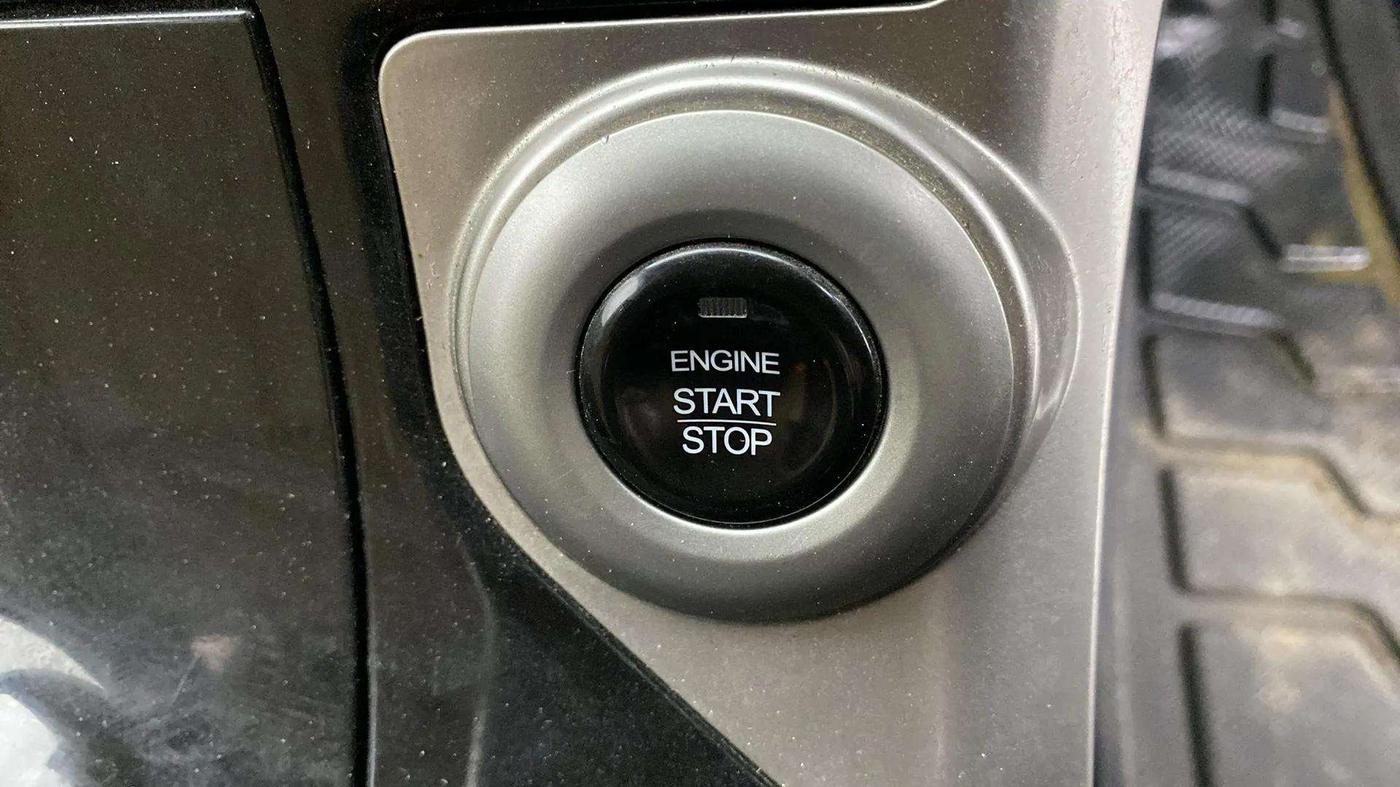 2021 Mahindra XUV500 W11 AT, Diesel, Automatic, 97,355 km, Keyless Start/ Stop Button