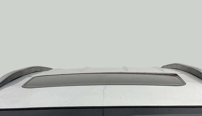 2021 Mahindra XUV500 W11 AT, Diesel, Automatic, 97,327 km, Moonroof/ Sunroof