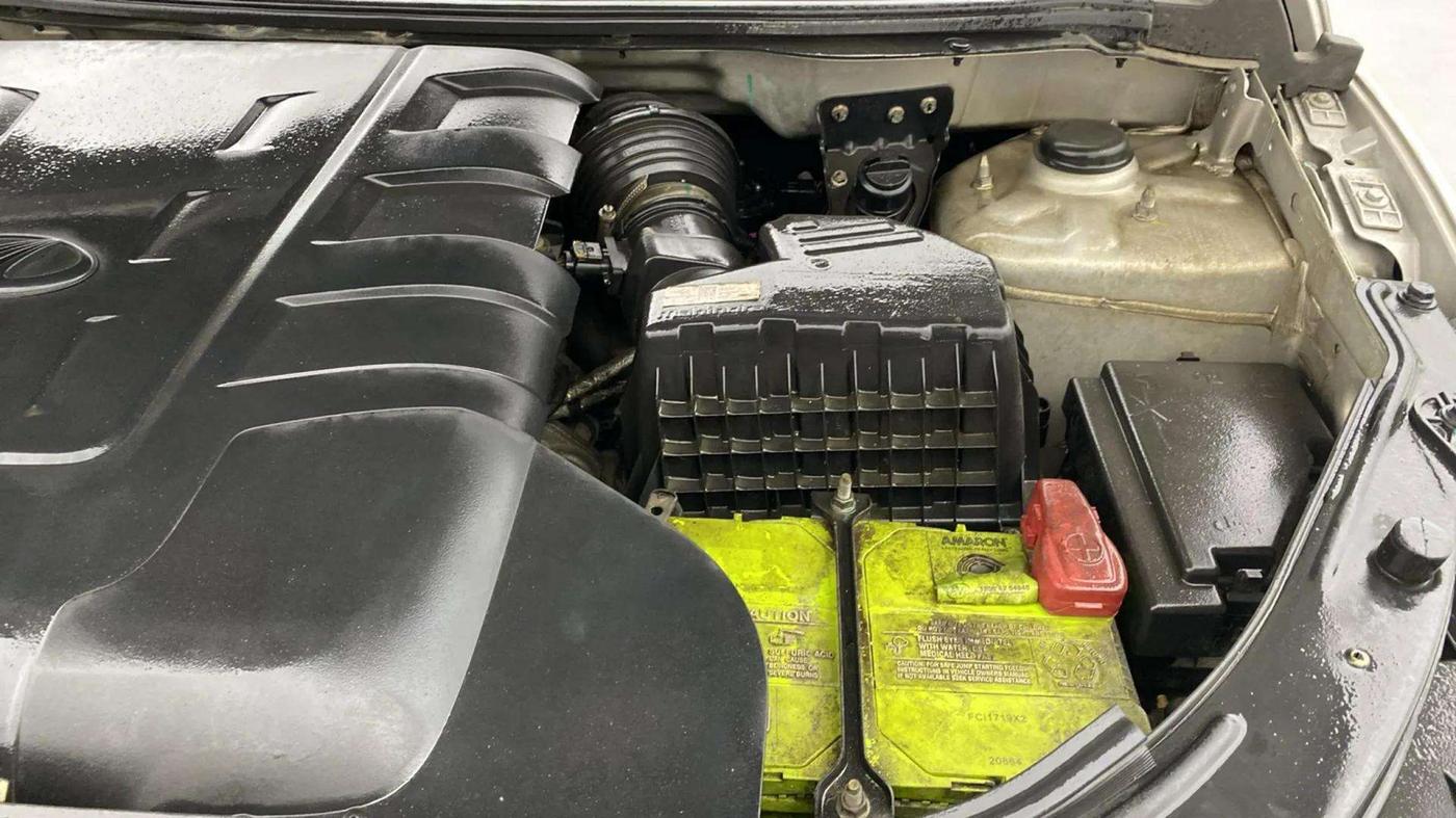 2021 Mahindra XUV500 W11 AT, Diesel, Automatic, 97,355 km, Engine View - Left
