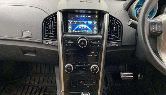 2021 Mahindra XUV500 W11 AT, Diesel, Automatic, 97,327 km, Air Conditioner
