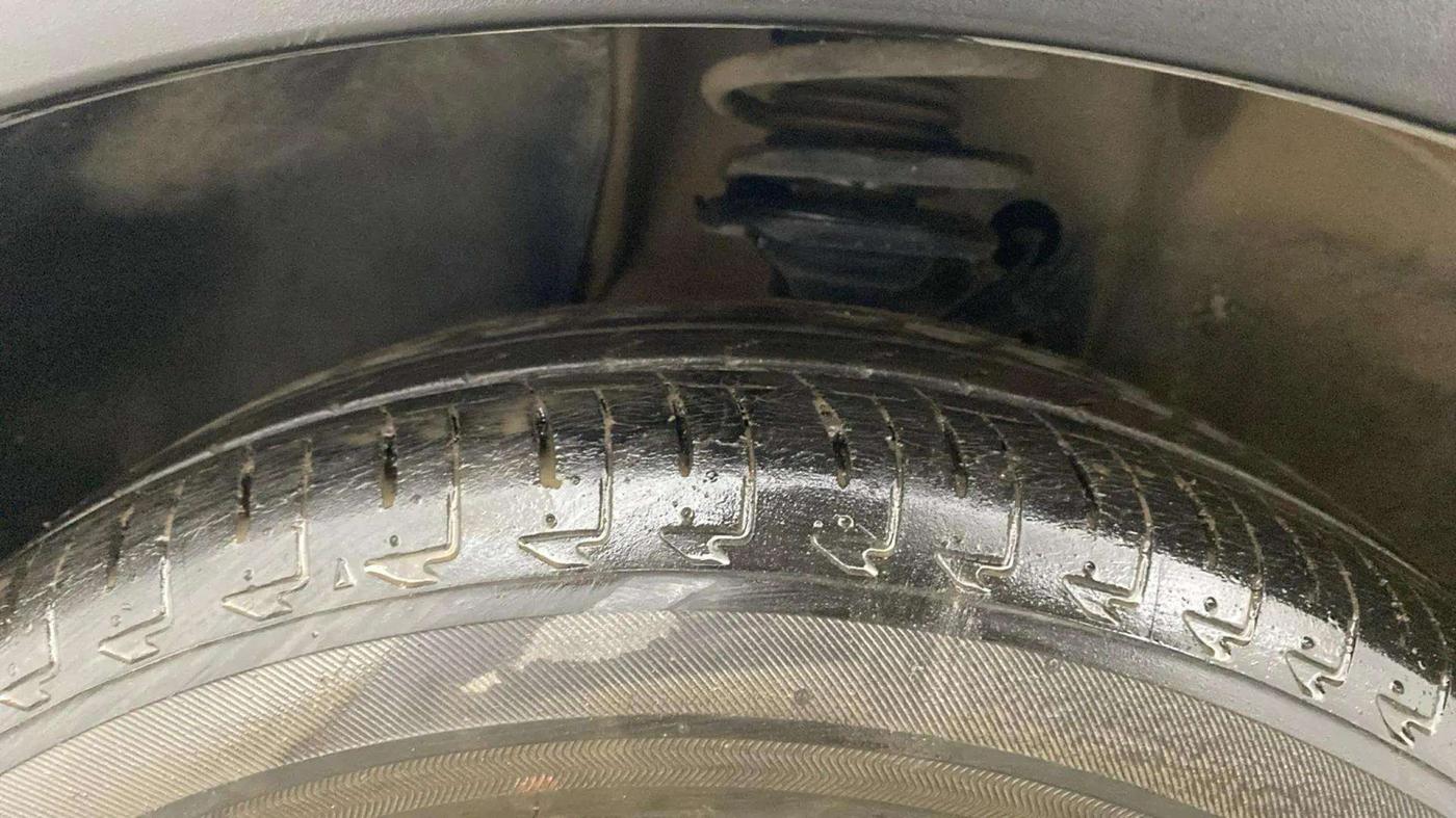 2020 Maruti IGNIS ZETA 1.2, Petrol, Manual, 20,715 km, Left Front Tyre Tread