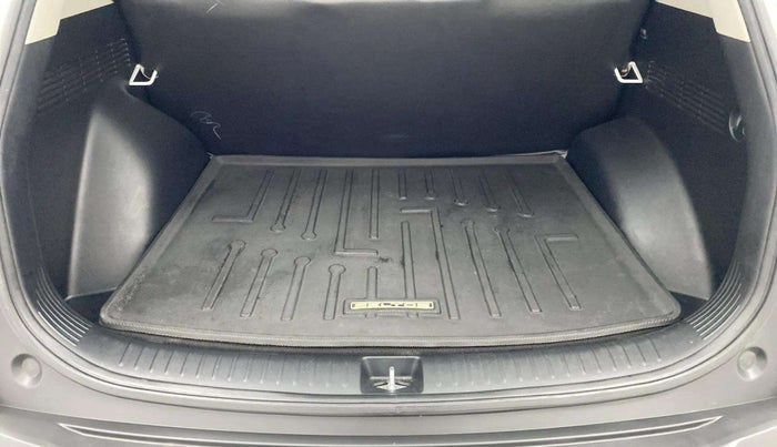 2023 KIA SELTOS HTE 1.5D IMT, Diesel, Manual, 19,460 km, Boot Inside