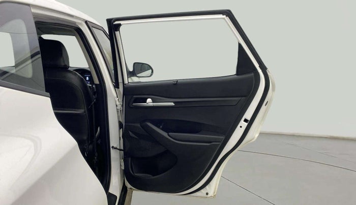 2023 KIA SELTOS HTE 1.5D IMT, Diesel, Manual, 19,460 km, RHS Rear Door