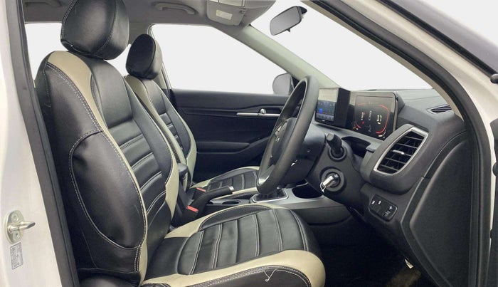 2023 KIA SELTOS HTE 1.5D IMT, Diesel, Manual, 19,460 km, Right Side Front Door Cabin