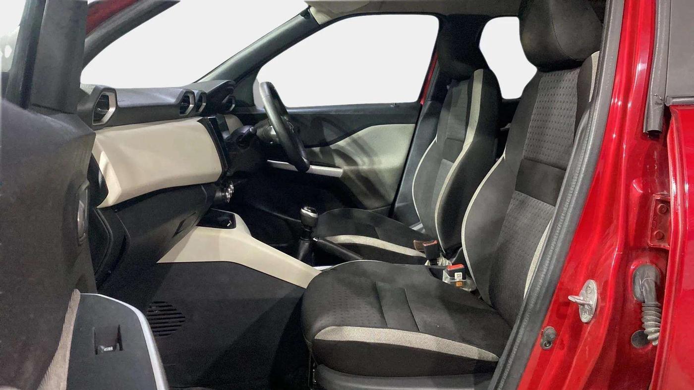 2022 Nissan MAGNITE XL, Petrol, Manual, 26,510 km, Right Side Front Door Cabin