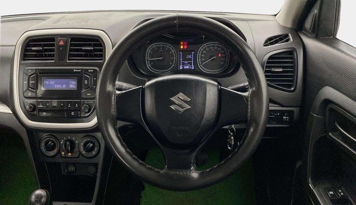 2021 Maruti Vitara Brezza LXI, Petrol, Manual, 32,823 km, Steering Wheel Close Up