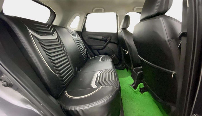 2021 Maruti Vitara Brezza LXI, Petrol, Manual, 32,823 km, Right Side Rear Door Cabin