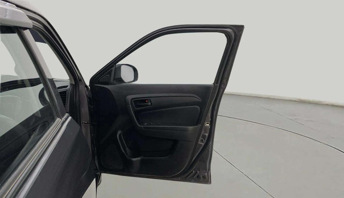2021 Maruti Vitara Brezza LXI, Petrol, Manual, 32,823 km, RHS Front Door