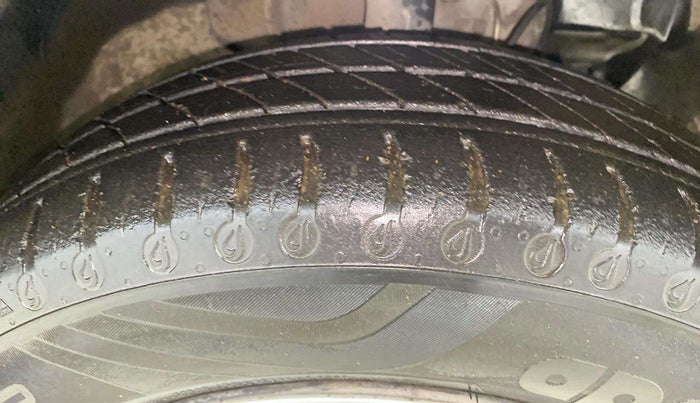 2021 Tata Tiago XT (O) PETROL, Petrol, Manual, 15,304 km, Right Front Tyre Tread