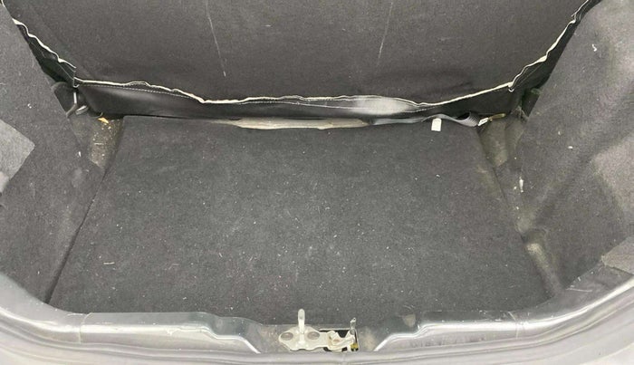 2021 Tata Tiago XT (O) PETROL, Petrol, Manual, 15,304 km, Boot Inside