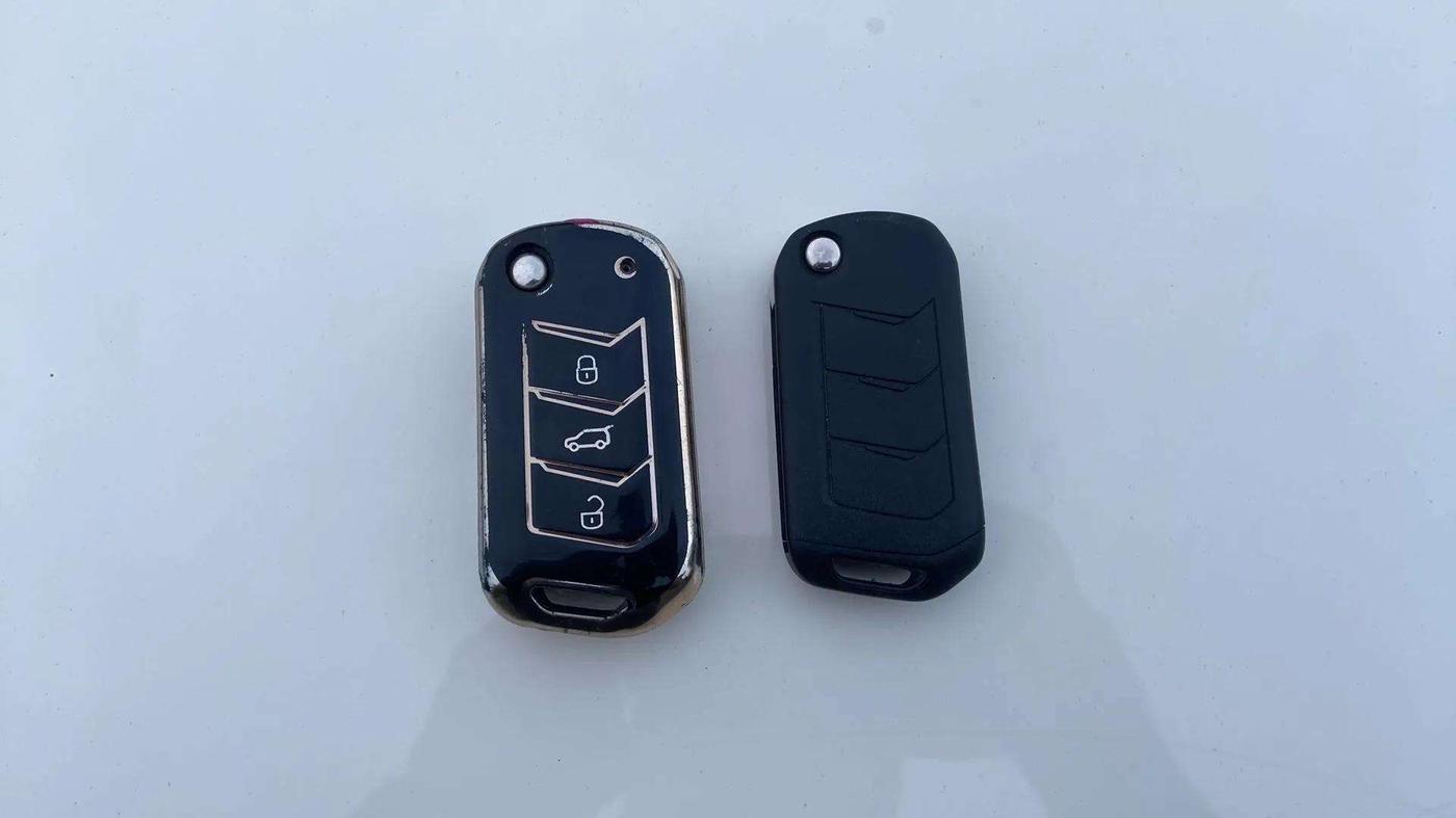 2019 Mahindra TUV 300 PLUS P8, Diesel, Manual, 66,728 km, Key Close Up