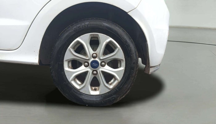 2015 Ford Figo TITANIUM 1.4 DIESEL, Diesel, Manual, 80,292 km, Left Rear Wheel