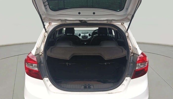 2015 Ford Figo TITANIUM 1.4 DIESEL, Diesel, Manual, 80,292 km, Boot Inside