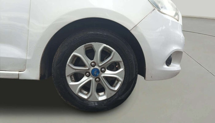 2015 Ford Figo TITANIUM 1.4 DIESEL, Diesel, Manual, 80,292 km, Right Front Wheel