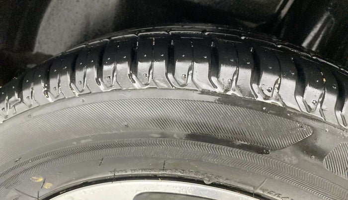 2024 Maruti Swift ZXI PLUS AMT, Petrol, Automatic, 20,699 km, Left Rear Tyre Tread