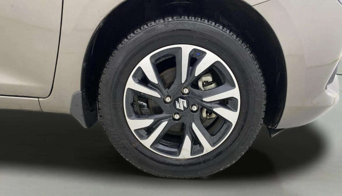 2024 Maruti Swift ZXI PLUS AMT, Petrol, Automatic, 20,699 km, Right Front Wheel
