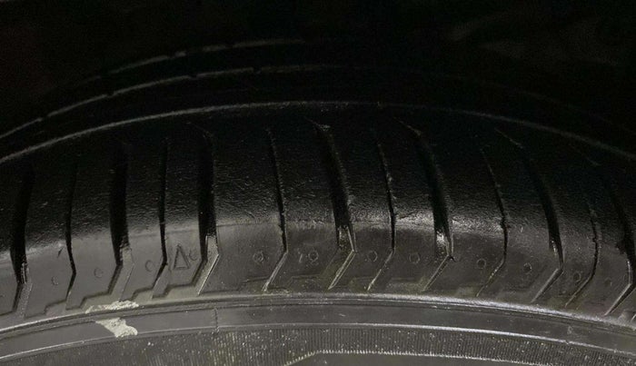 2018 Honda Jazz 1.2L I-VTEC V CVT, Petrol, Automatic, 86,084 km, Right Front Tyre Tread